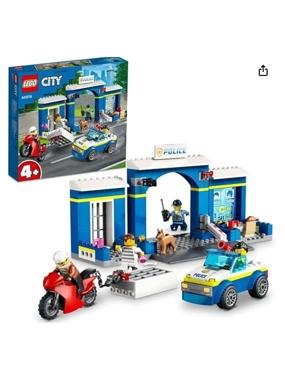 60370 Police Station Chase