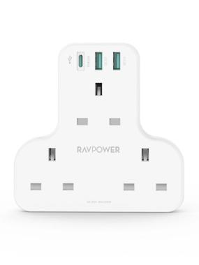 فيش ذكي مزود بي 3 منافذ للأفياش + منفذ PD من RAVPOWER - أبيض