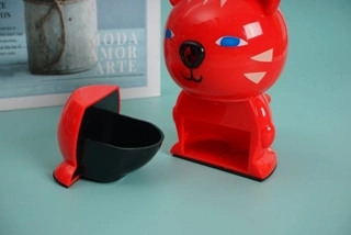 Circus bear hand sharpener