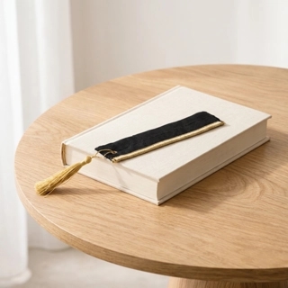 Bisht Bookmark