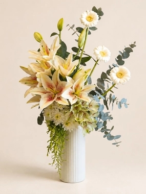 Lujain Vase