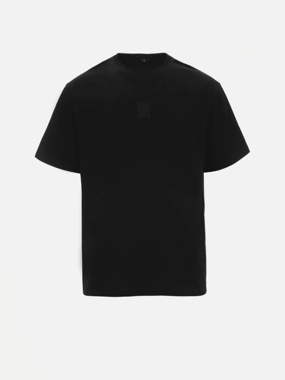 BLACK SIGN T-SHIRT