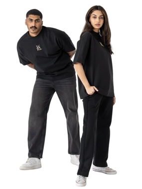 oversized black t-shirt - AMBITION NEVER ENDS