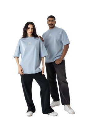 oversized light blue t-shirt - AMBITION NEVER ENDS