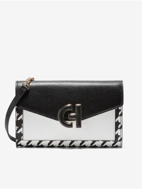 Oversized Closure Phone Case