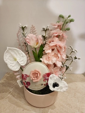 Artificial roses vase 63