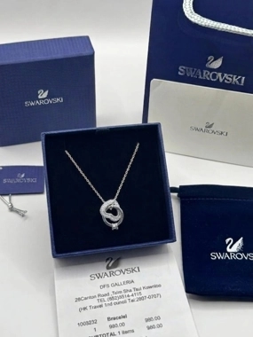 Swarovski necklace 2