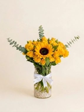Golden Wameed Vase