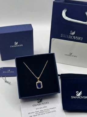 Swarovski necklace 10