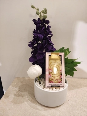 Artificial roses vase 62