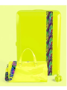 This lightweight, double-sided, shatterproof luggage from BANDE A PART is available in several sizes and colors. M: 65 x 41 x 25 cm With a leather handbag - cabin-friendly - large size