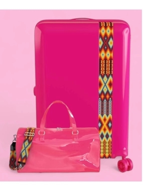 This lightweight, double-sided, shatterproof luggage from BANDE A PART is available in several sizes and colors. M: 65 x 41 x 25 cm With a leather handbag - cabin-friendly - large size
