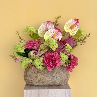 Elegance vase