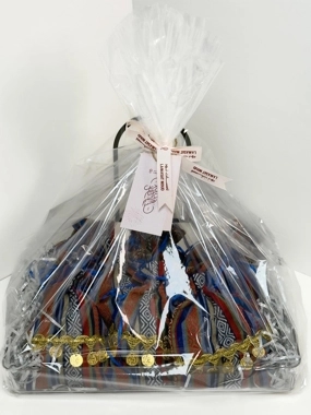 Elegant and neat Eid al-Adha gift tray for boys, 12 pieces, traditional blue design