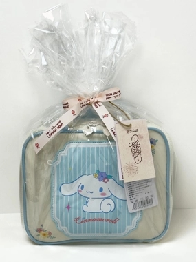 Cinnamon Roll Boccaccio gift set: toiletries in a luxurious fabric bag. A perfect gift/gift.