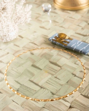 Glass placemats with golden tips