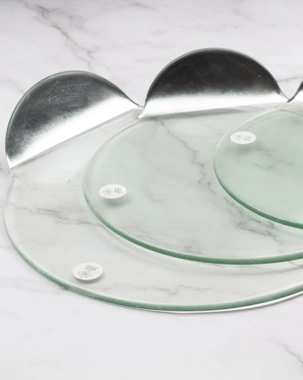 طبق تقديم زجاجي فضي دائري