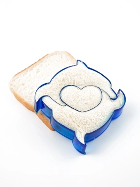 TW Toast Cutter - Dolphin