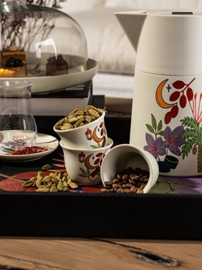 Crescent Biege Coffee Cups Set from Naqaa