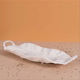 Wavy Serving Tray 50×20 cm White Aluminum with Flowing Edges from Avyanna