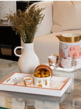 Date Bowl with lid from Old Town