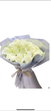 A bouquet of pure roses