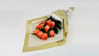 Soft bouquet of roses.No.1327