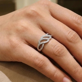 A luxurious ring made of silver and crystal