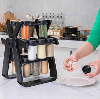 Spice organizer contains 18 packs