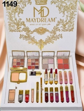 The luxurious gold makeup set is a beautiful and luxurious makeup collection from MAYDREAM