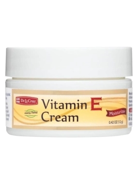 De La Cruz Cream enriched with Vitamin E for the skin