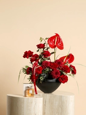 Yaqout Vase with Chanel Perfume