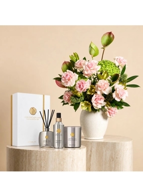 Ruba Vase with Royal Tea Gift Set