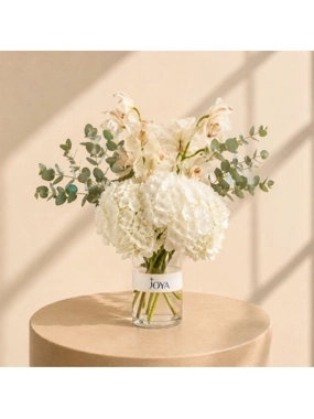 Rawnaq Vase