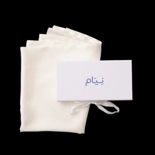 White silk cover (single).