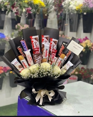 Kinder Bouquet with Jouri