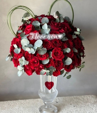 Luxury Love vase