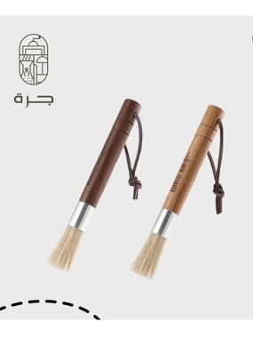 Hand grinder cleaning brush