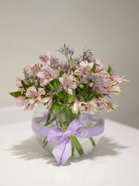 Baby Pink Alstroemeria vase