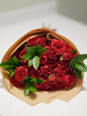 Red Spray Rose Bouquet