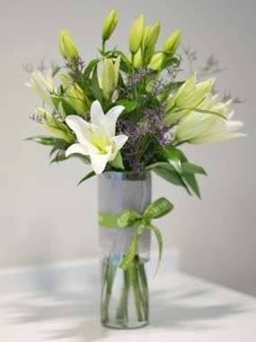 White lilies vase