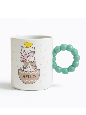 Cat-shaped porcelain cup