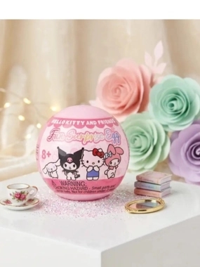 Hello kitty and friends surprise egg bracelet making