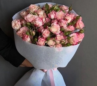 Bouquet of visiting cloth packaging