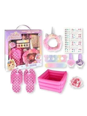 little princes mani & pedi