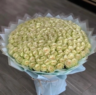 Bright White Bouquet