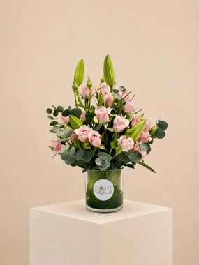 Fluorite vase