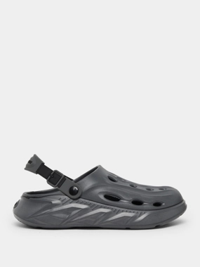 Styli Plain Slip-On Clogs