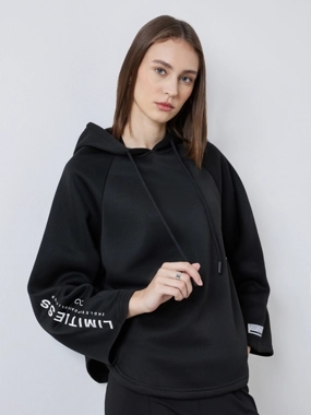 Styli Slogan Print Flared Sleeves Hoodie