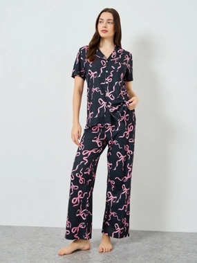 Styli Unwind Women Bow Print Buttoned Shirt and Pyjama Set